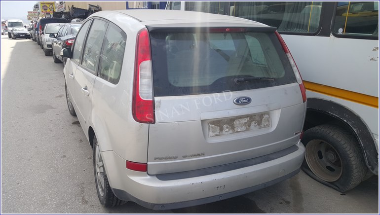 ford-c-max-resim (2)