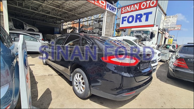 ford-mondeo-resim (1)