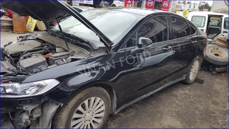 ford-mondeo-resim (10)