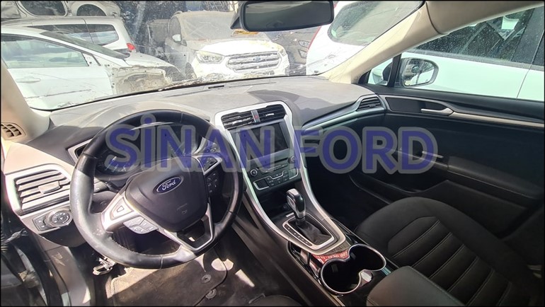 ford-mondeo-resim (4)