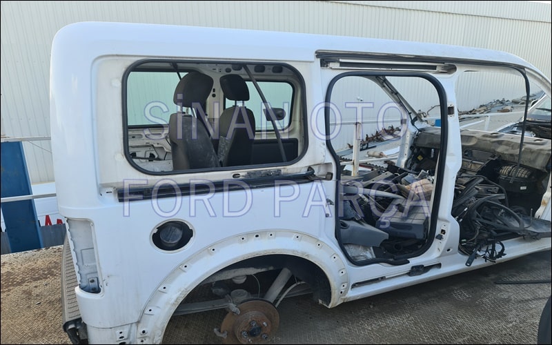 ford-tourneo-connect-resim (3)